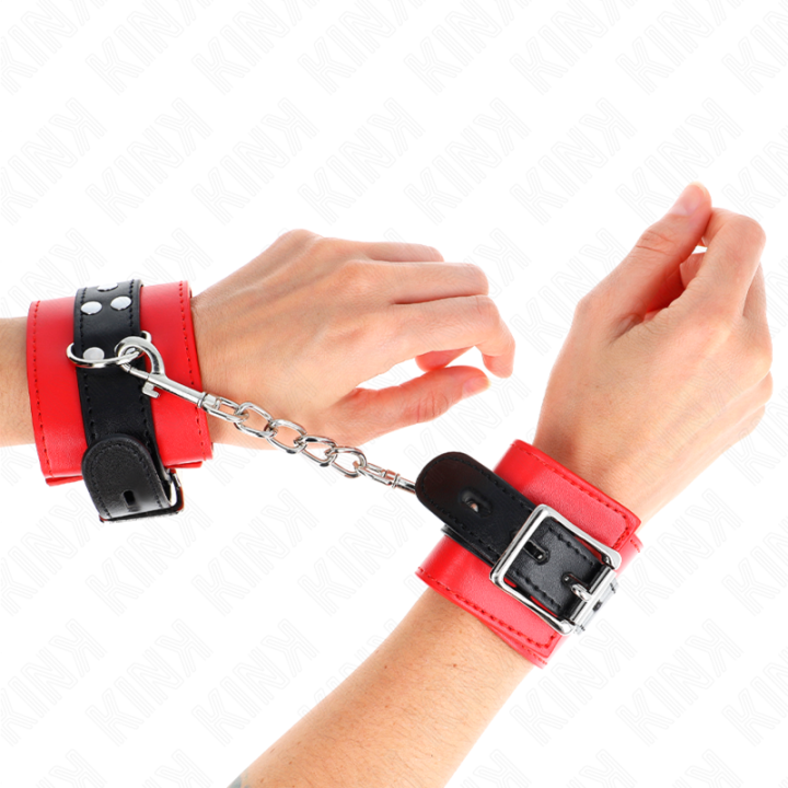 Handgelenkfesseln Rot mit Schwarzem Gürtel Verstellbar 17-28 cm X 6 cm von Kink Wrist Restraint | Fesselliebe.de