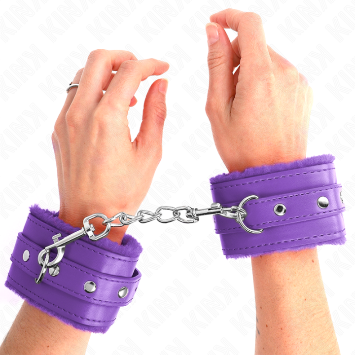 Premium gefütterte Handgelenkfesseln Lila mit Lila Gürtel Verstellbar 17-29 cm X 6 cm von Kink Wrist Restraint | Fesselliebe.de