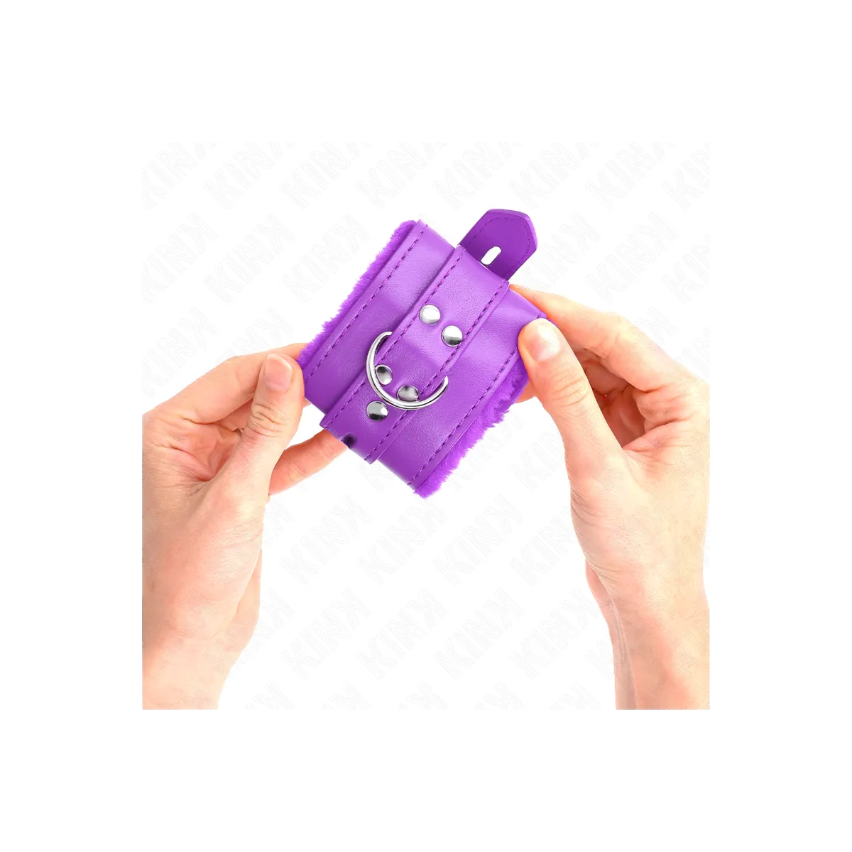 Handgelenkfesseln mit Quadratischen Löchern, Lila und Lila Gürtel, 17-29 cm X 6 cm von Kink Wrist Restraint | Fesselliebe.de
