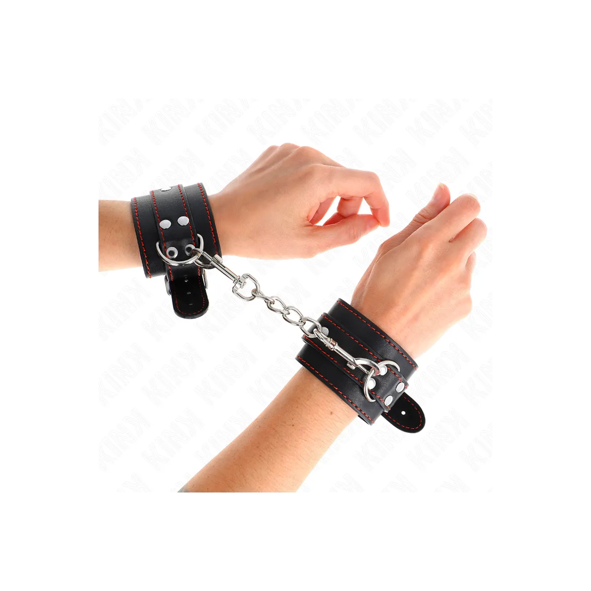 Handgelenkfesseln Schwarz mit Rotem Futter Verstellbar 20-28 cm X 5,5 cm von Kink Wrist Restraint | Fesselliebe.de