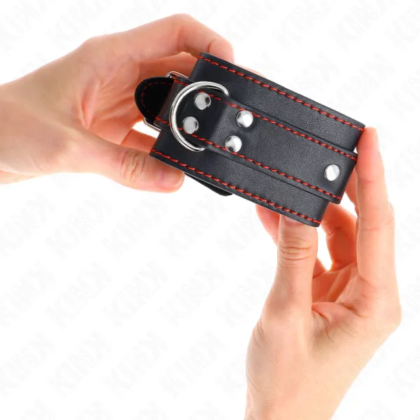 Handgelenkfesseln Schwarz mit Rotem Futter Verstellbar 20-28 cm X 5,5 cm von Kink Wrist Restraint | Fesselliebe.de