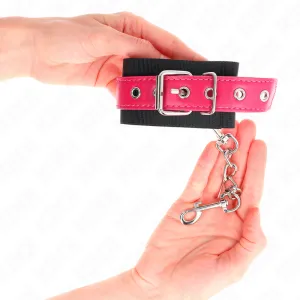 Nylon Handgelenkfesseln Schwarz mit Kunstledergürtel Himbeerrosa 19-29 cm X 5,1 cm von Kink Wrist Restraint