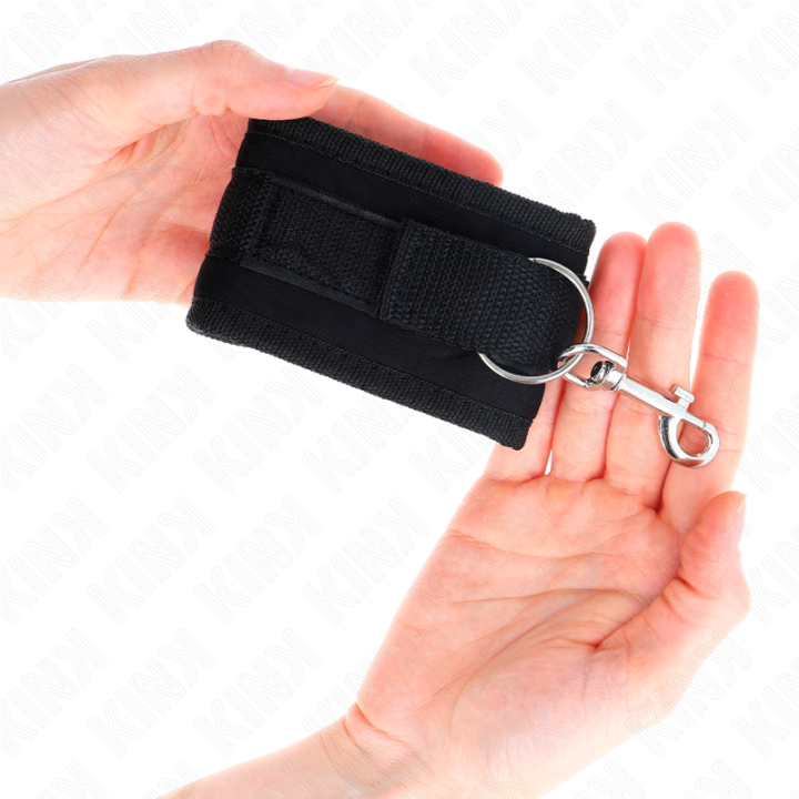 Nylon Bind-Handhandfesseln mit Klettverschluss, Schwarz, Modell 2, 18-35 cm X 6 cm von Kink Wrist Restraint | Fesselliebe.de