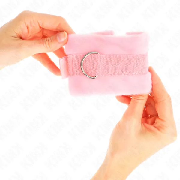 Beginner Pelzhandmanschetten Rosa 30 X 7 cm von Kink Wrist Restraint | Fesselliebe.de
