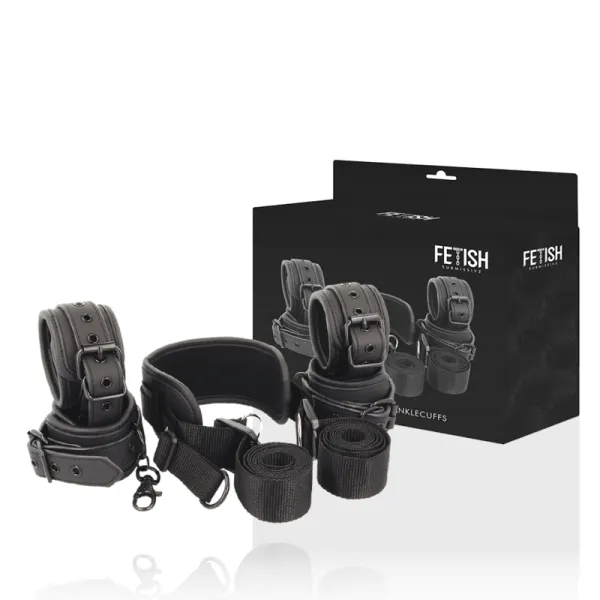 Meisterposition mit 4 Noprene-Gefüttert Handschellen von Fetish Submissive Bondage | Fesselliebe.de