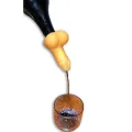 Goldene Weinkaraffe In Penisform von Diablo Picante
