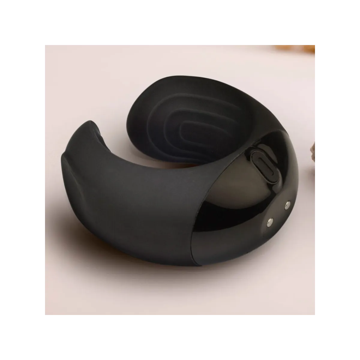 Echo Schwarzer Vibrator-Masturbator von Rocks-Off | Fesselliebe.de