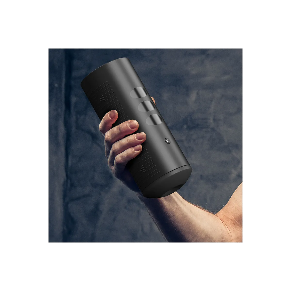 Titan Technologischer Masturbator von Kiiroo | Fesselliebe.de