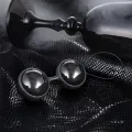 Luna Beads Noir Chinesische Kugeln von Lelo