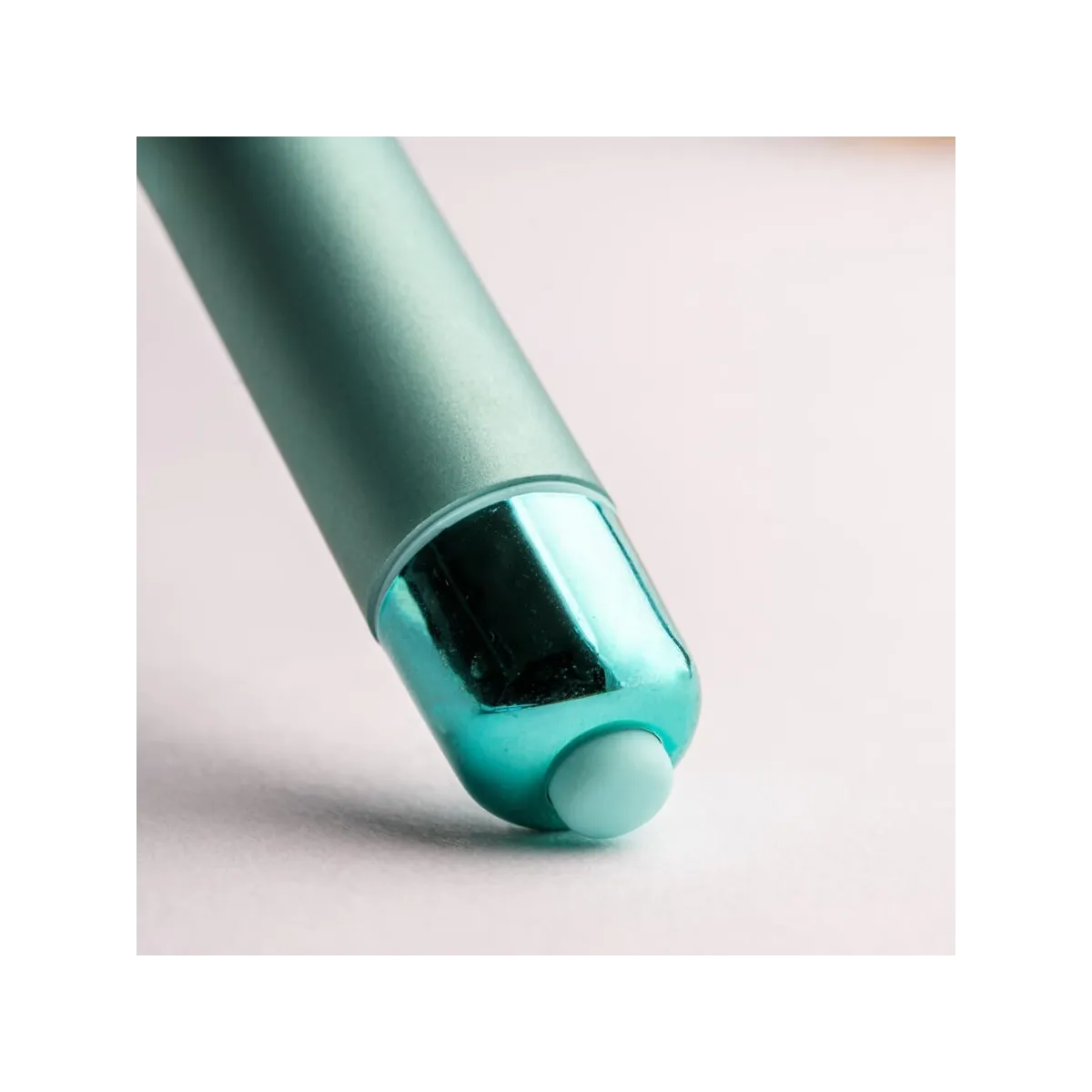 Ro-90 Aqua Lily Vibrierendes Bullet Wassergrün von Rocks-Off | Fesselliebe.de