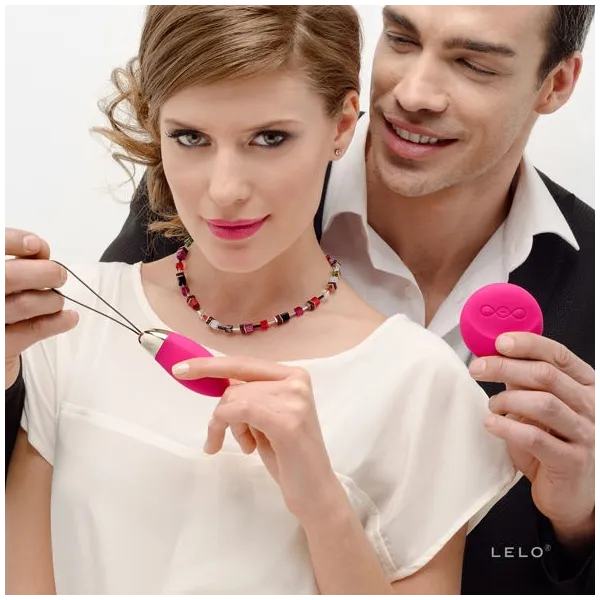 Lyla 2 Insignia Design Edition Cerise Massager-Ei von Lelo | Fesselliebe.de