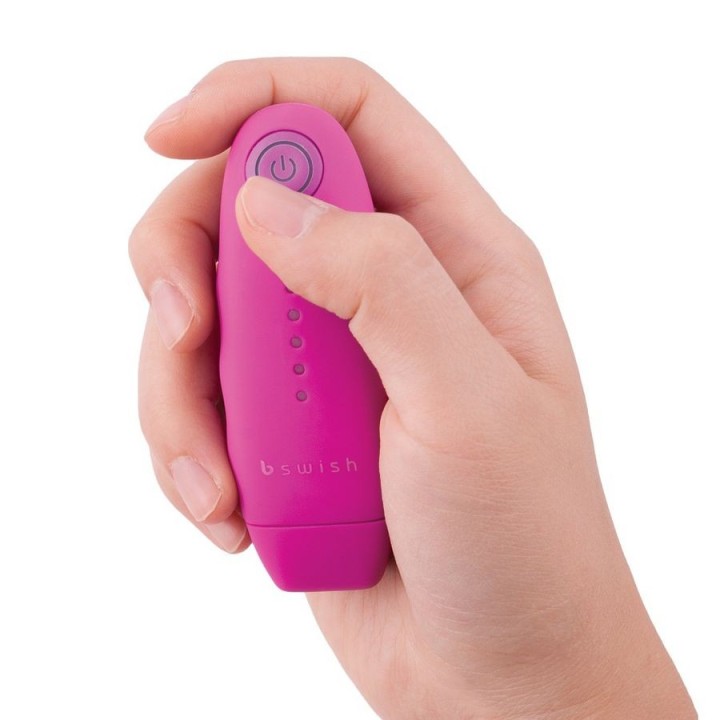 Bnaughty Unleashed Klassische Rosa mit Fernbedienung von B Swish | Fesselliebe.de