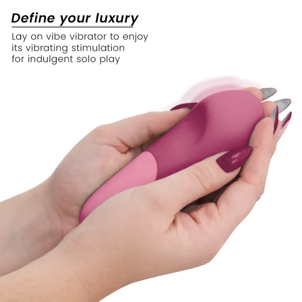 Vibe Lay-On Silent Vibrator Dusky Pink von Womanizer | Fesselliebe.de