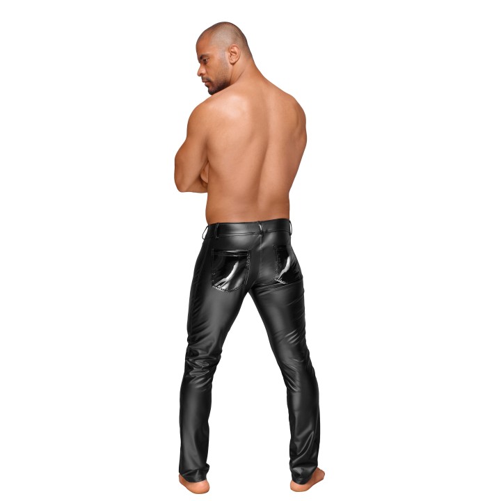 Powerwetlook Herrenhose mit dekorativen PVC Zierfalten und Gesäßtaschen H051 von Noir Handmade Decadence Collection | Fesselliebe.de