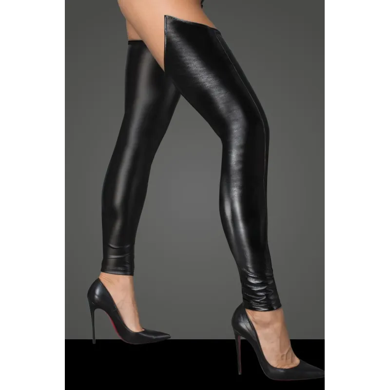 Beinstulpen aus Powerwetlook und lackiertem Kunstleder F196 von Noir Handmade Rebellious Collection | Fesselliebe.de