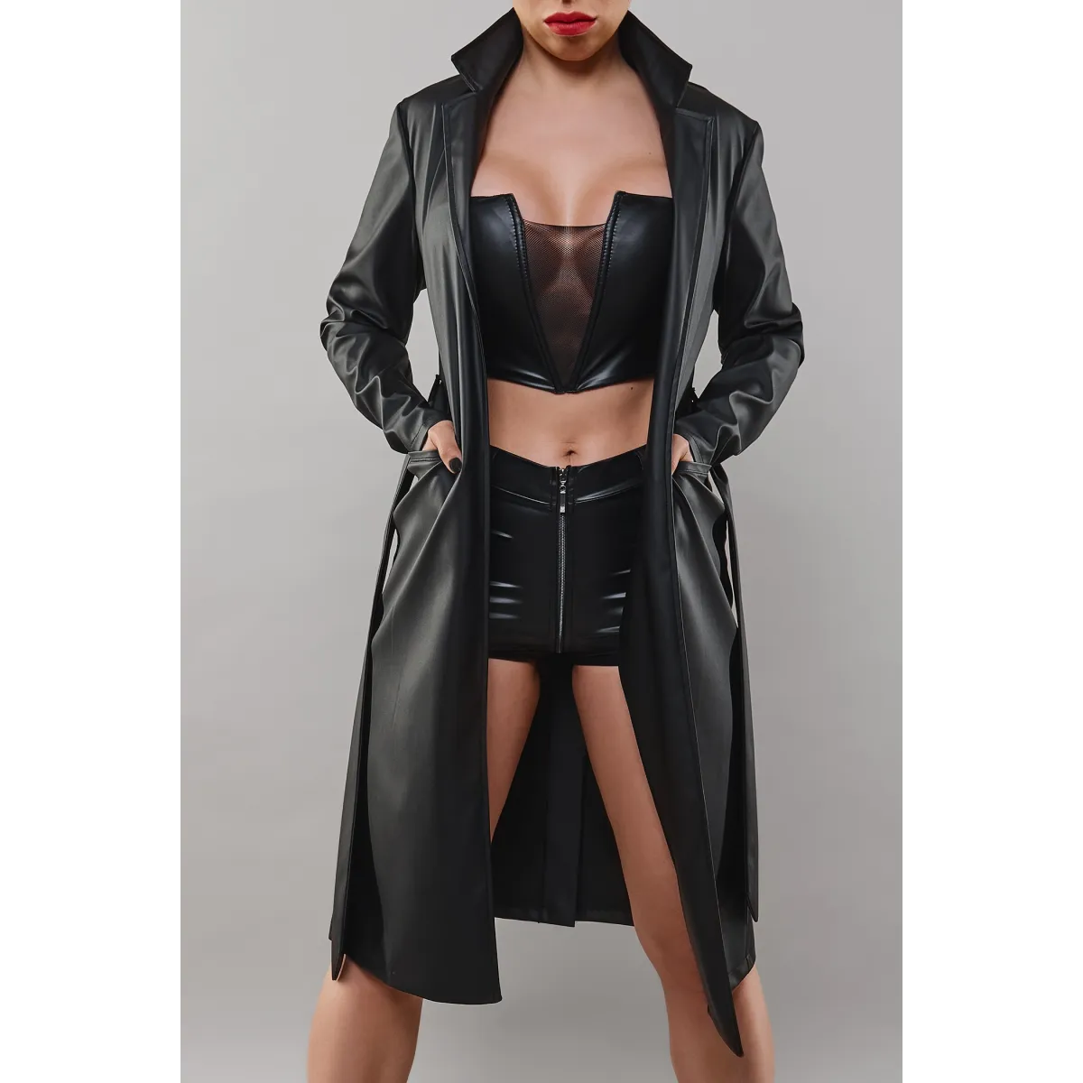 Schwarzer Mantel TDSelina001 von Demoniq Total Domination Collection | Fesselliebe.de