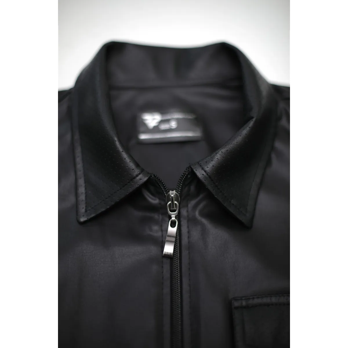 Herren T-Shirt RMEmilio001 schwarz von Regnes Fetish Planet Red Mark 2 | Fesselliebe.de