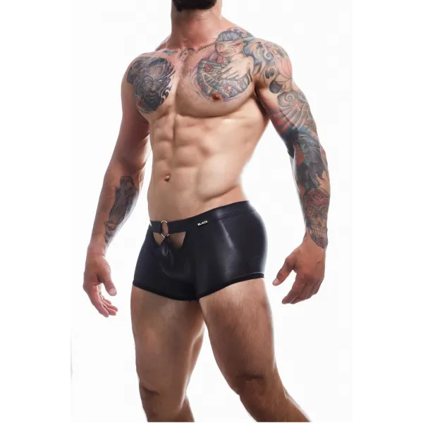 Schwarzer Wetlook Boxer BL4CK03 von Cut4Men | Fesselliebe.de