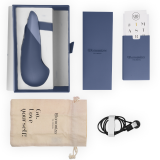 Vibe Lay-On Silent Vibrator Dunkelblau von Womanizer | Fesselliebe.de