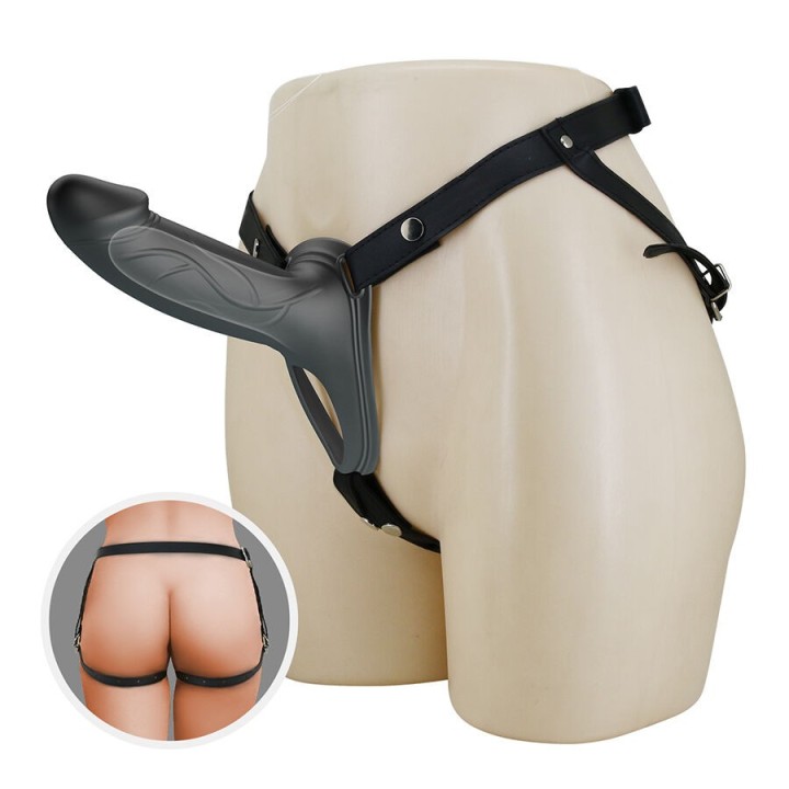 Landon Black Vibrating Strap-On von Harness Collection