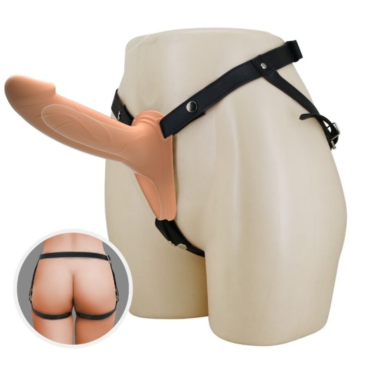Landon Vibrations-Strap-On für Hellhaut von Harness Collection