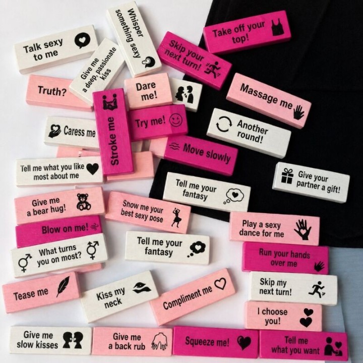 Packung mit 16 Liebesstoffen – Englische Version von Diverty Sex